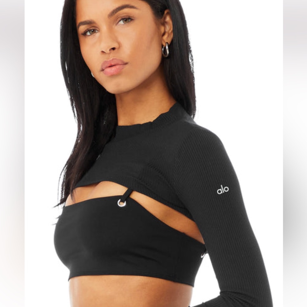 Alo yoga Thrill Seeker Shrug.